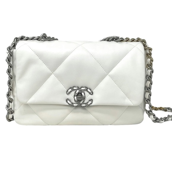NWT Chanel 22S Lambskin White Leather Chanel 19 Flap Bag Crossbody Bag - Picture 2 of 8